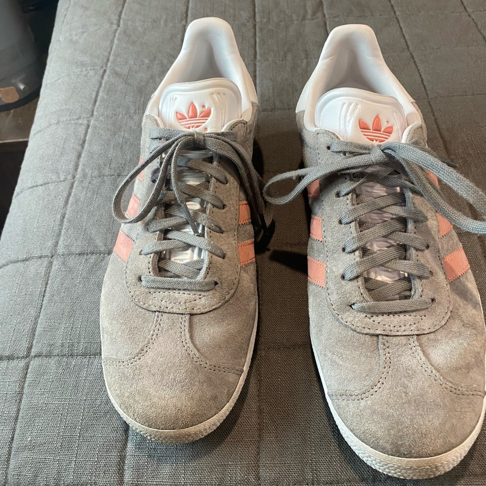 Adidas Gazelle grey suede with pink leather women’s size 8.